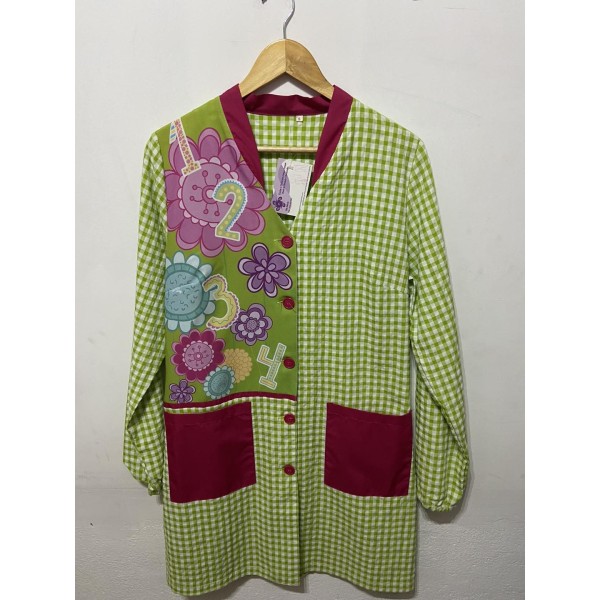 Robe à fleurs avec chiffres